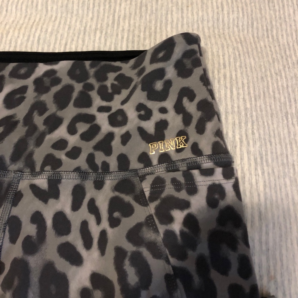 PINK high waisted leopard leggings
